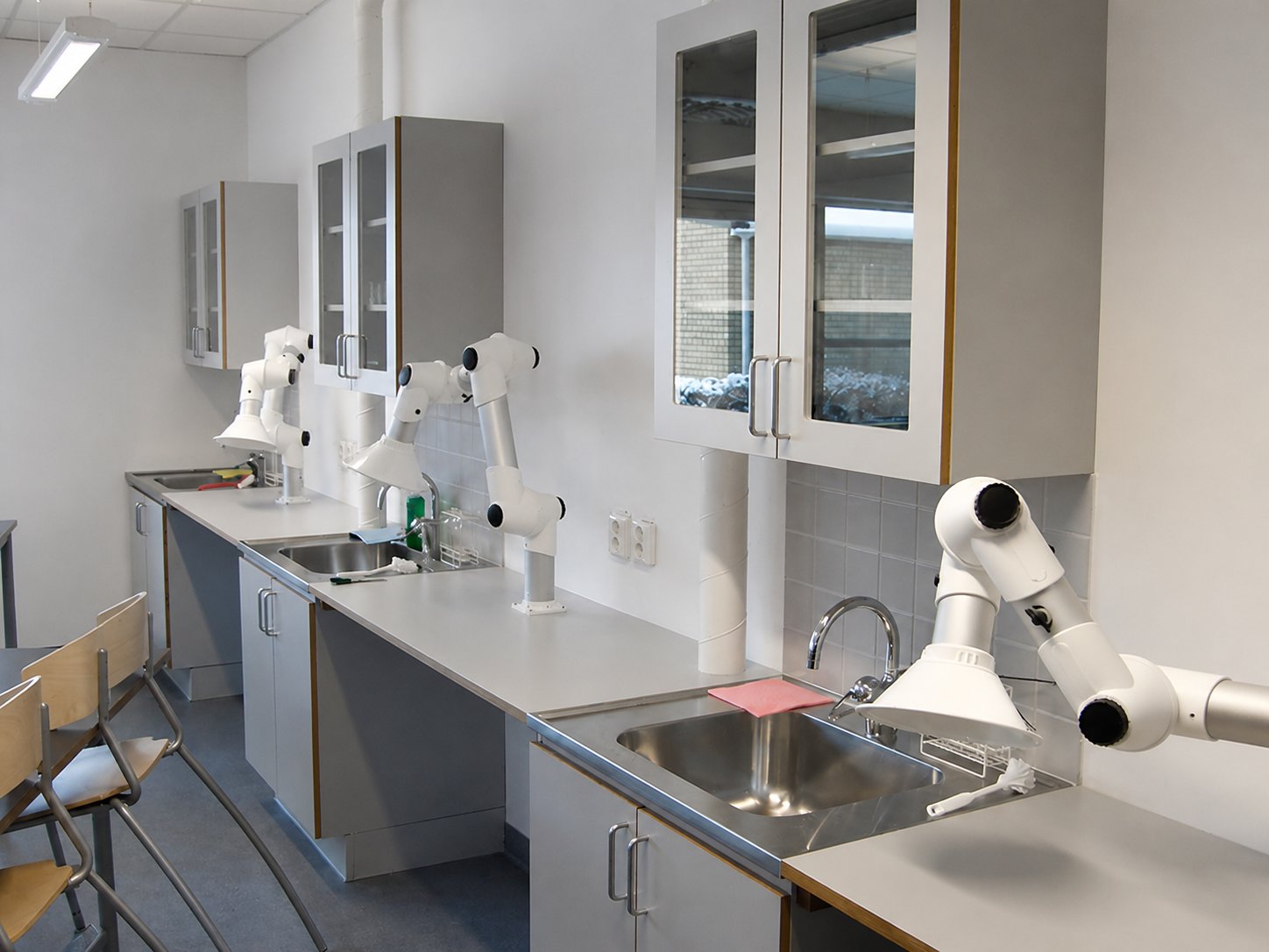 Laboratorieinredning — klassrum med armaturer